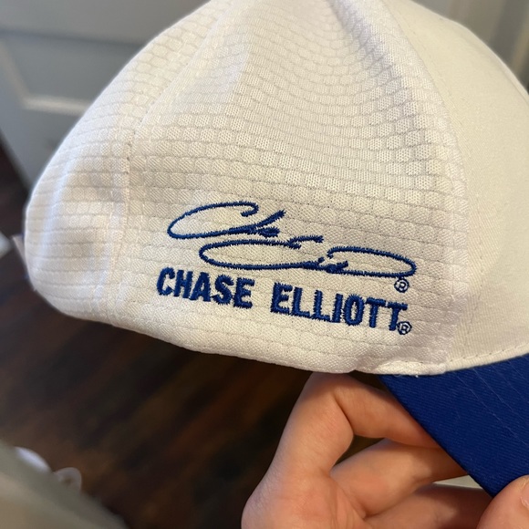 NAPA Racing Chase Elliott Hat - Picture 4 of 8